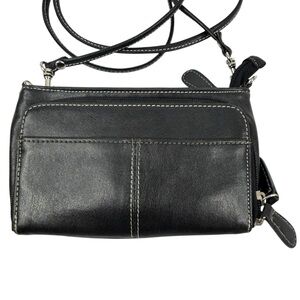 Black Vegan Leather 3 in 1 CrossBody Wristlet Wallet Travel Zip Close Purse
